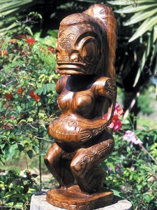 Tiki de bois © R.Sahuquet