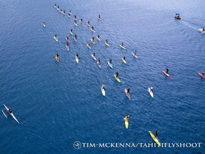 Compétition "Waterman" © tim-mckenna.com/tahitiflyshoot